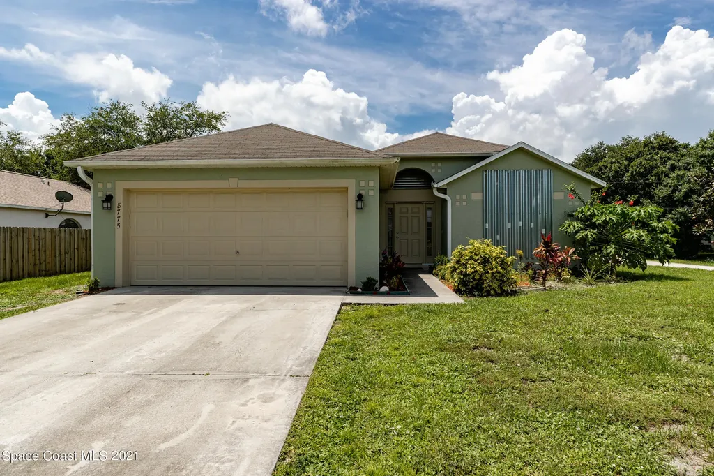 8775 103rd Court Vero Beach FL 32967