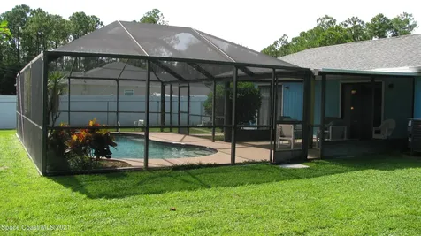 710 Hainey Street SW Palm Bay FL 32908