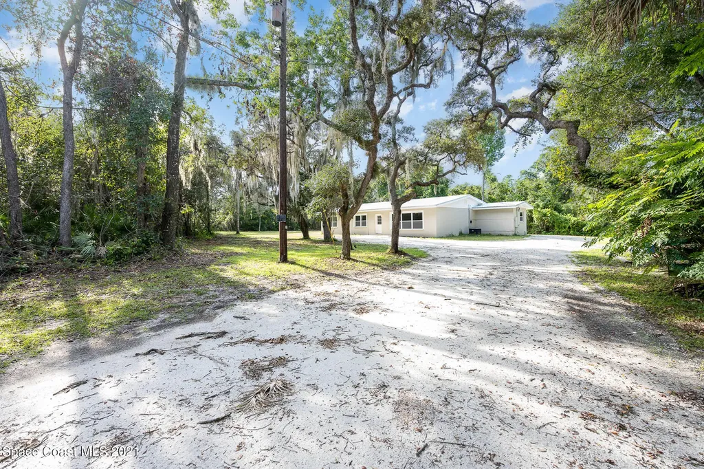 2550 Donna Drive Titusville FL 32796