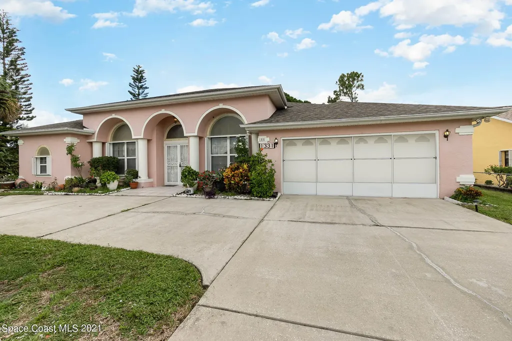 1331 Ashboro Circle SE Palm Bay FL 32909