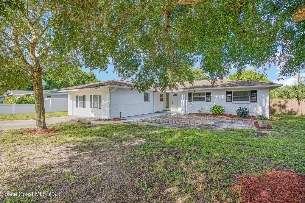 1120 N Carpenter Road Titusville FL 32796