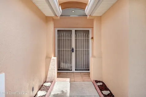 425 Carmel Drive Melbourne FL 32940