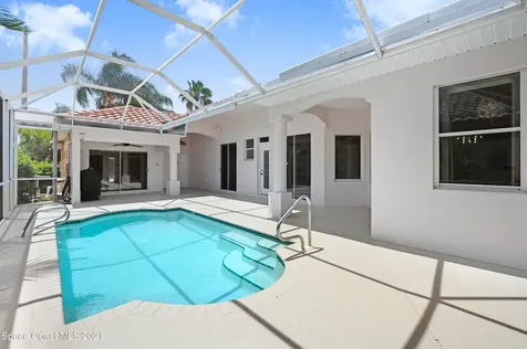 425 Carmel Drive Melbourne FL 32940