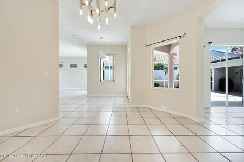 425 Carmel Drive Melbourne FL 32940