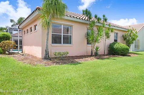 425 Carmel Drive Melbourne FL 32940