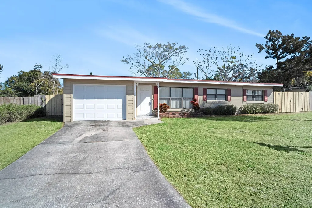 1035 Tudor Lane Titusville FL 32780