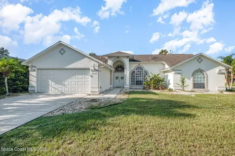 1491 Ruffin Circle SE Palm Bay FL 32909