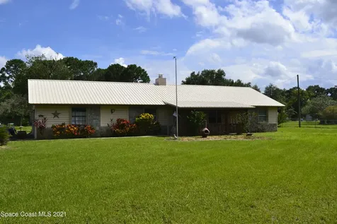 3837 Arlington Avenue Mims FL 32754