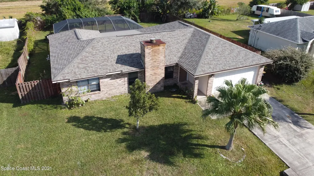 1197 Glencove Avenue NW Palm Bay FL 32907