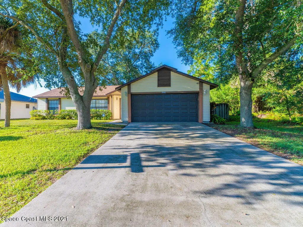 998 Lynbrook Street NW Palm Bay FL 32907