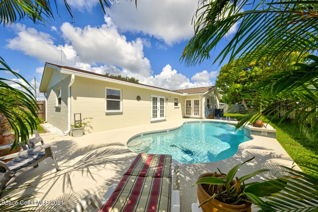 2300 Bentley Street Merritt Island FL 32952