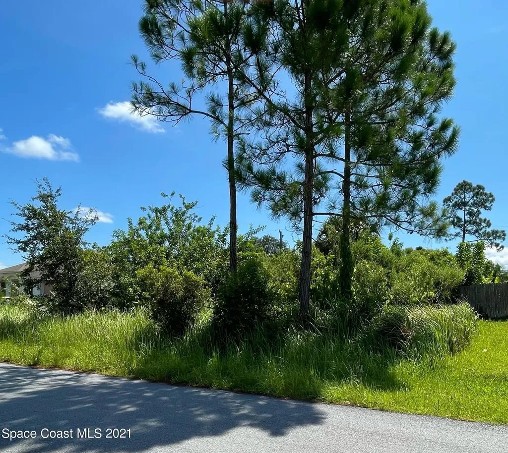 3215 Warsaw Avenue SE Palm Bay FL 32909