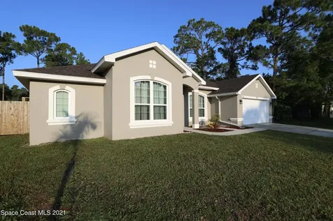 598 Fronda Avenue SW Palm Bay FL 32908