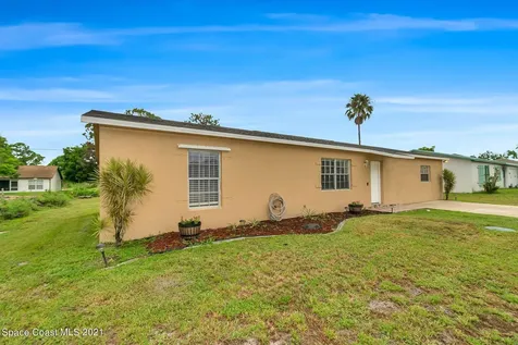 838 Carlyle Avenue SE Palm Bay FL 32909