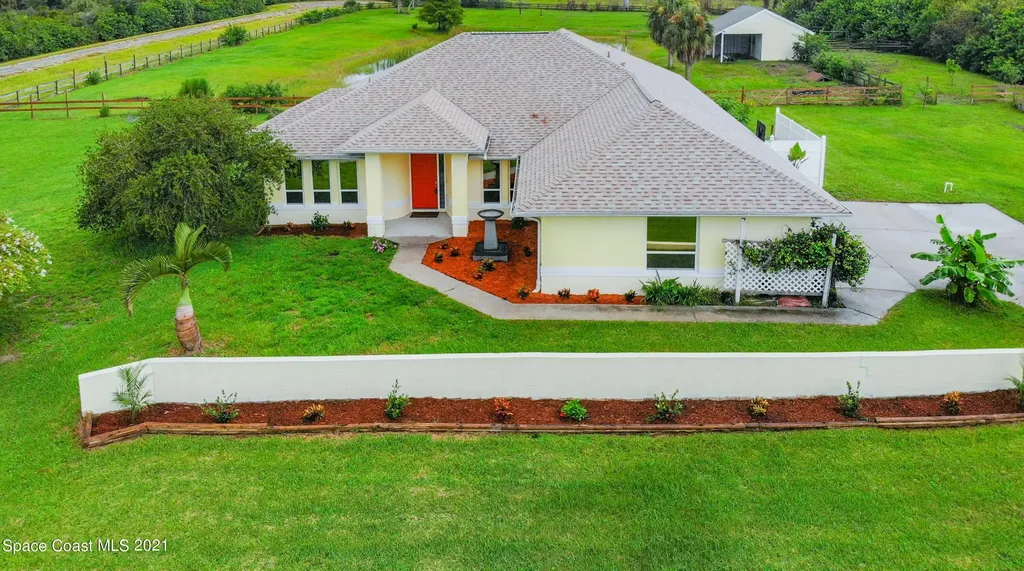 335 Trotters Street Palm Bay FL 32909