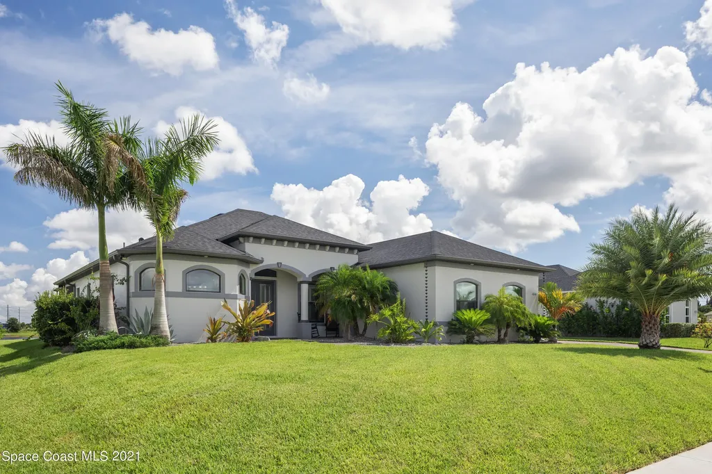 4840 Tiverton Court Melbourne FL 32934