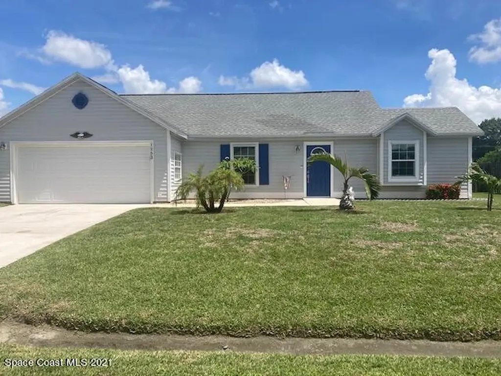 1253 Gilpin Street NW Palm Bay FL 32907