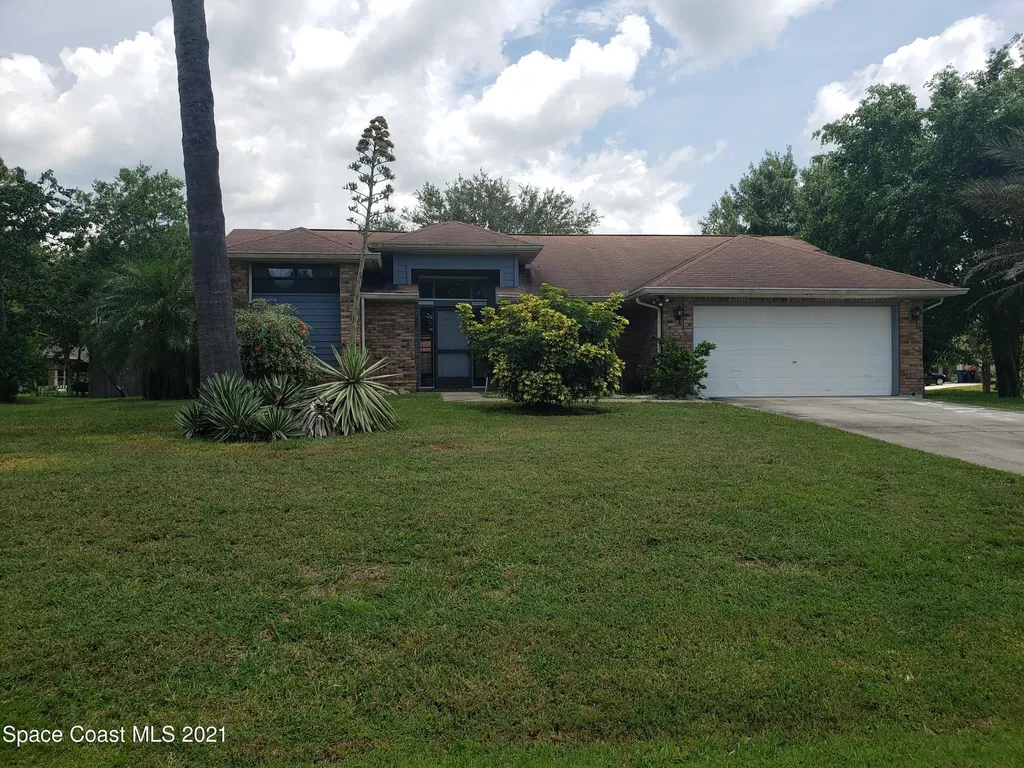 1701 Halfmoon Street NW Palm Bay FL 32907