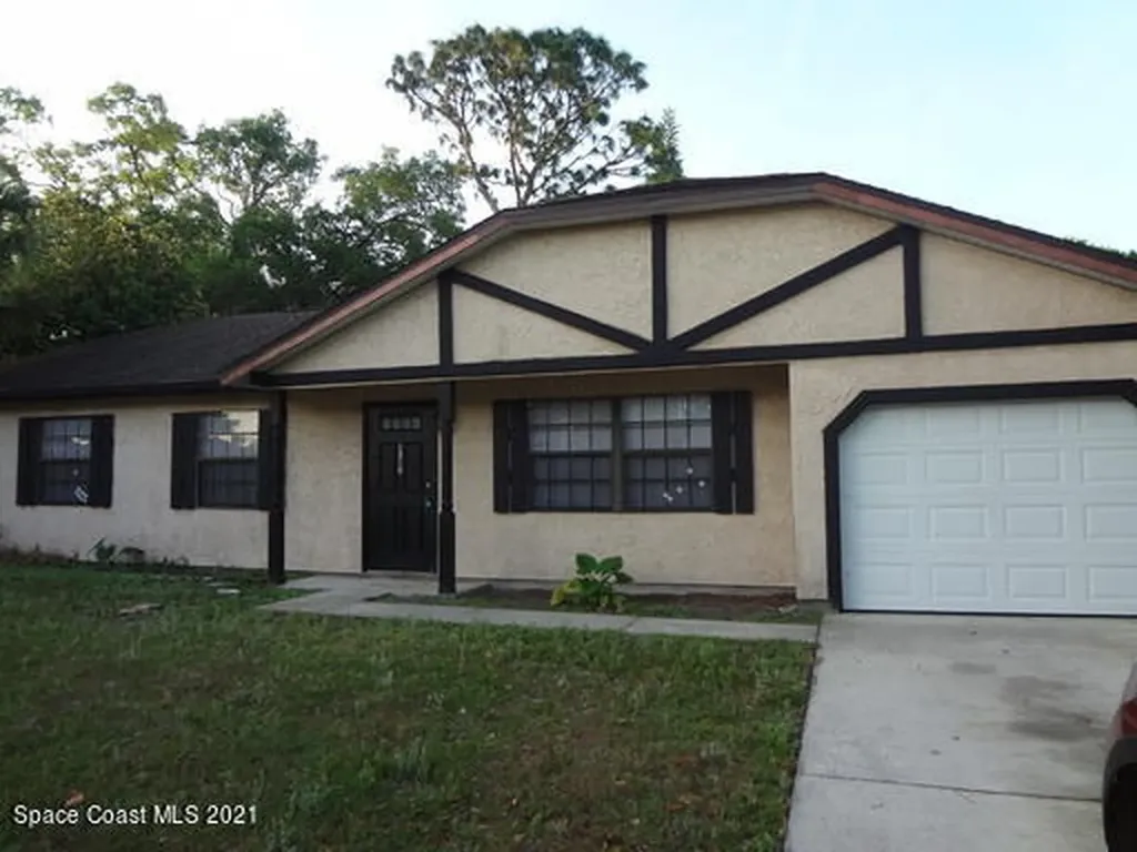 1668 Norwood Street NE Palm Bay FL 32905