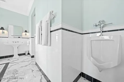 2780 N Riverside Drive Indialantic FL 32903