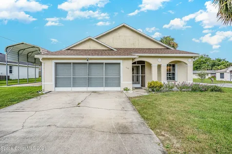 4115 Eola Avenue Titusville FL 32796