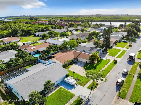 216 Via Havarre Merritt Island FL 32953