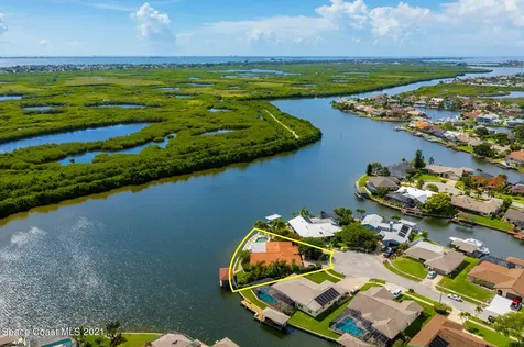 250 Madrid Court Merritt Island FL 32953