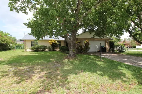 399 Comet Avenue SE Palm Bay FL 32909