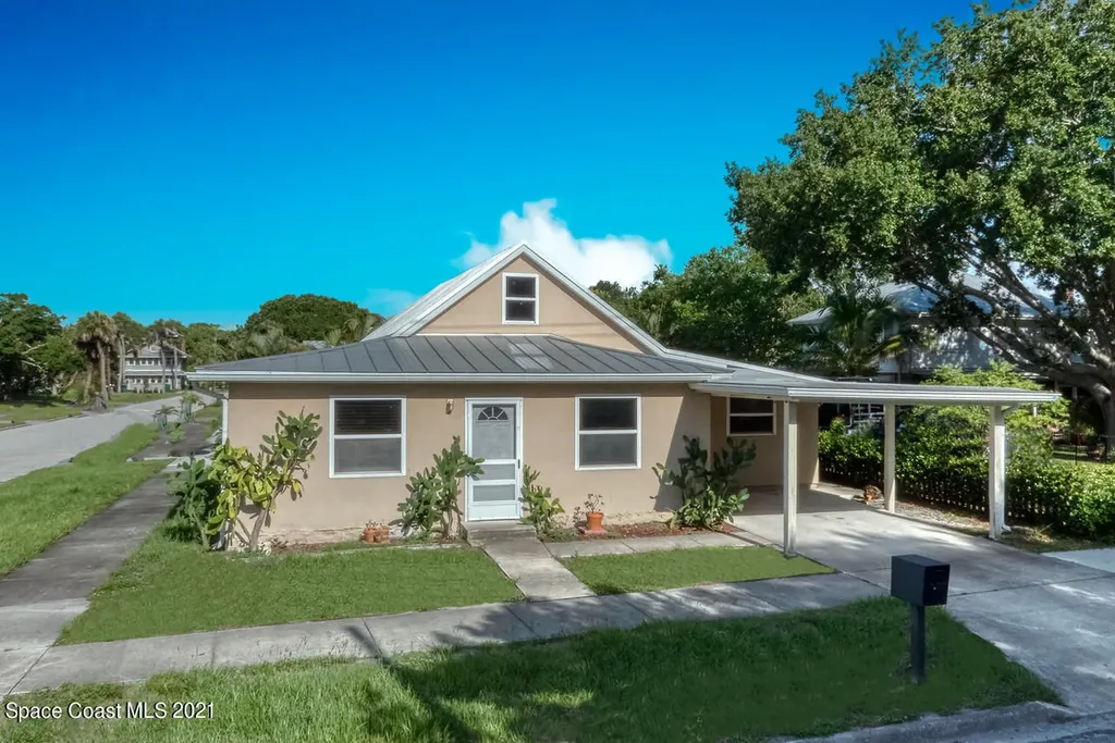 1808 Oak Street Melbourne FL 32901