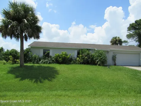 352 Jacaranda Avenue NW Palm Bay FL 32907