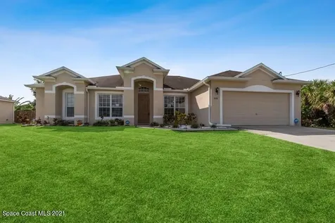 538 Macon Street SW Palm Bay FL 32908