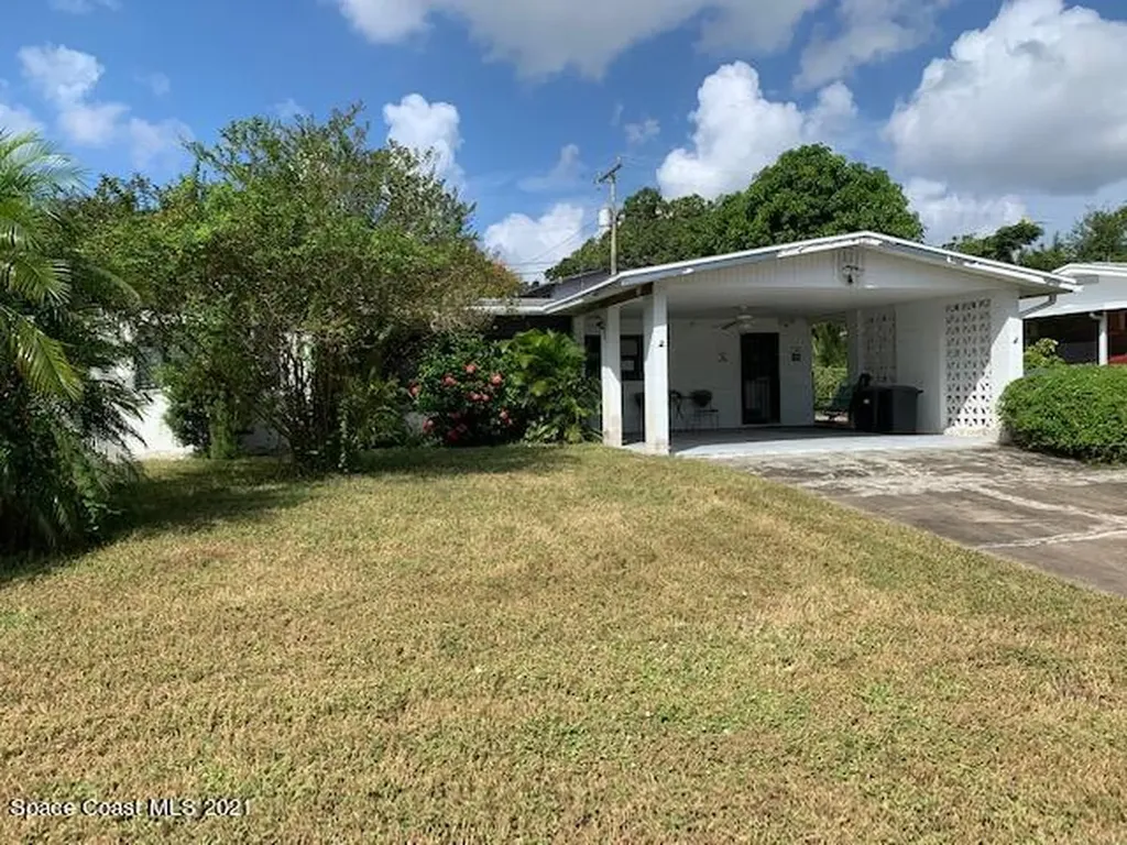 624 Hillcrest Avenue Titusville FL 32796