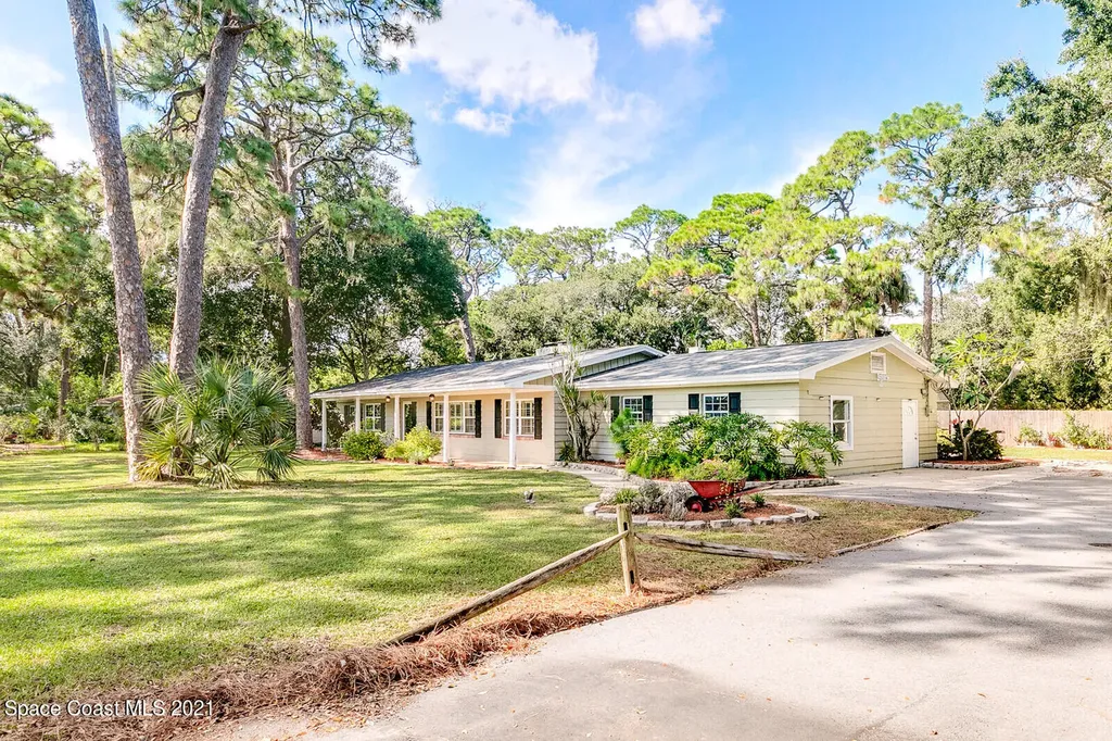 670 Plantation Road Merritt Island FL 32952