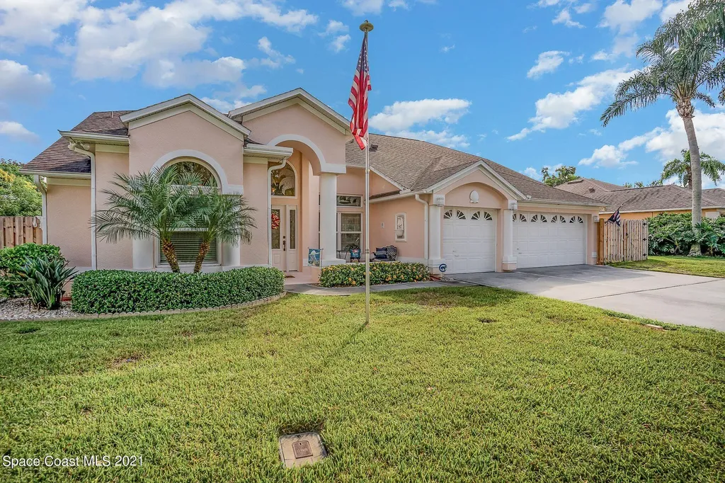 3785 Starlight Avenue Merritt Island FL 32953