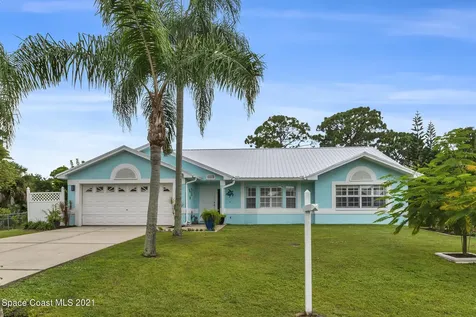 1842 Salida Street NW Palm Bay FL 32907