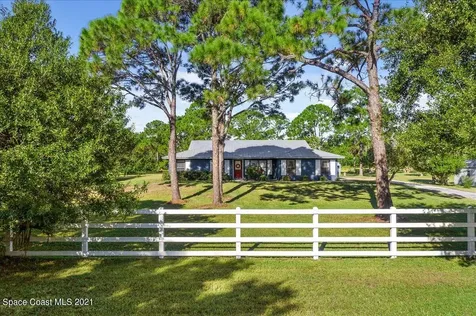 9175 104th Avenue Vero Beach FL 32967