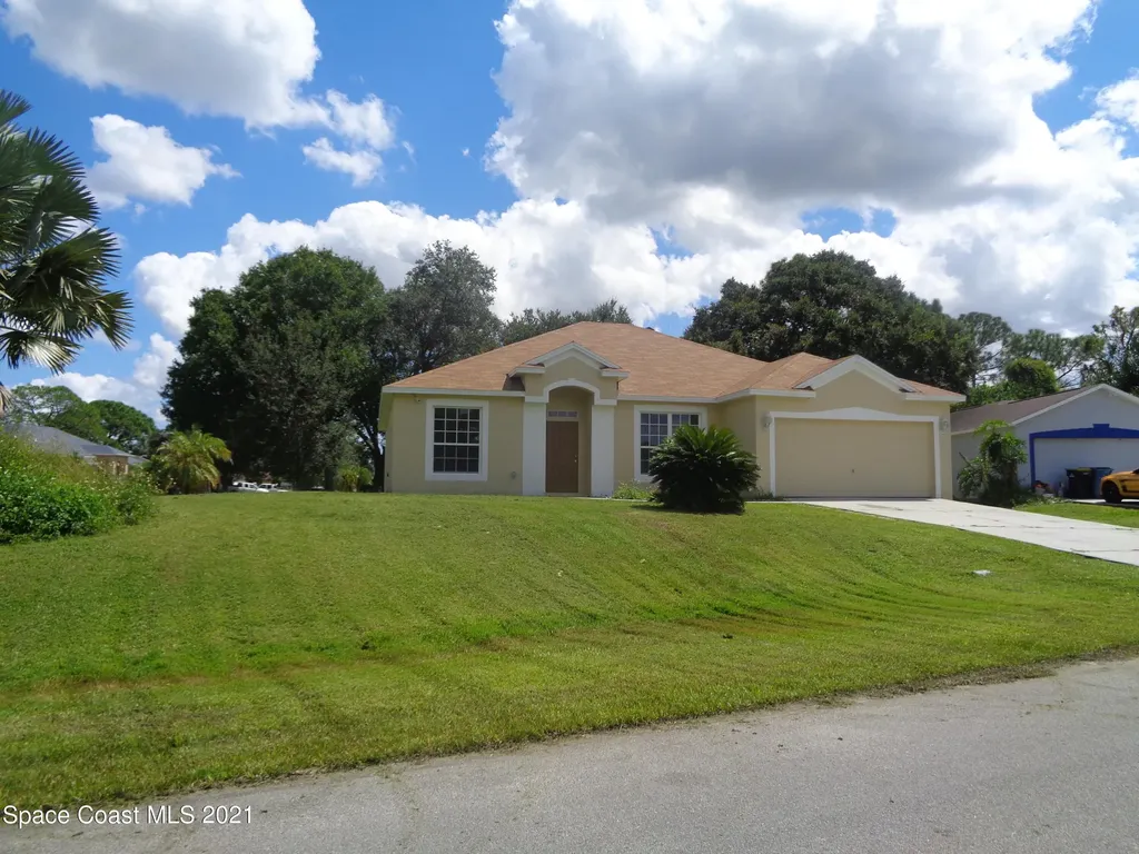 340 Trier Road NW Palm Bay FL 32907