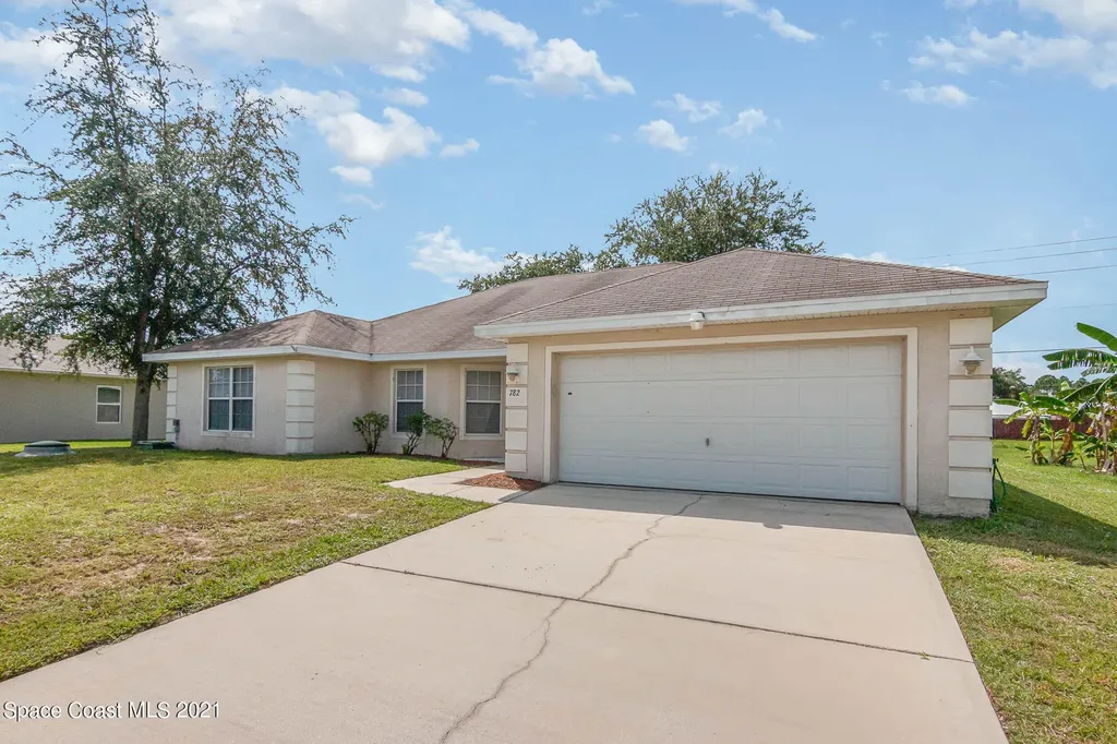 782 Merrimac Street SE Palm Bay FL 32909