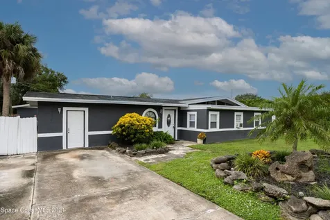 1051 Avon Place Cocoa FL 32922