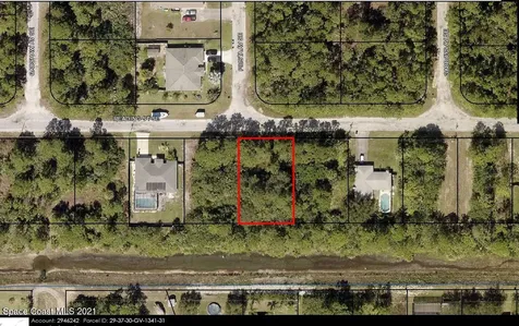 354 Reading Street SE Palm Bay FL 32909