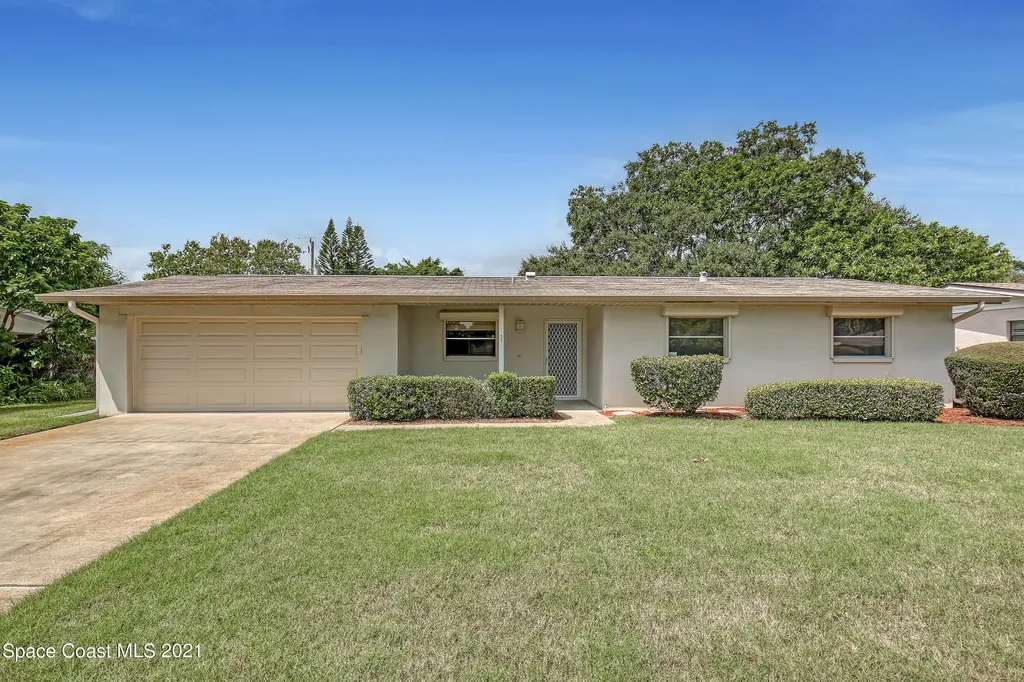 425 Woodland Street Merritt Island FL 32953