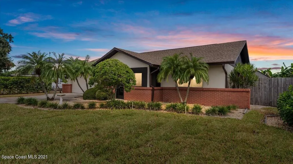 2210 Capeview Street Merritt Island FL 32952