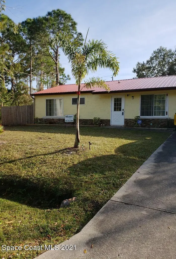 1524 Agnes Avenue SE Palm Bay FL 32909