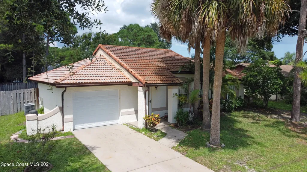 997 Beacon Street NW Palm Bay FL 32907