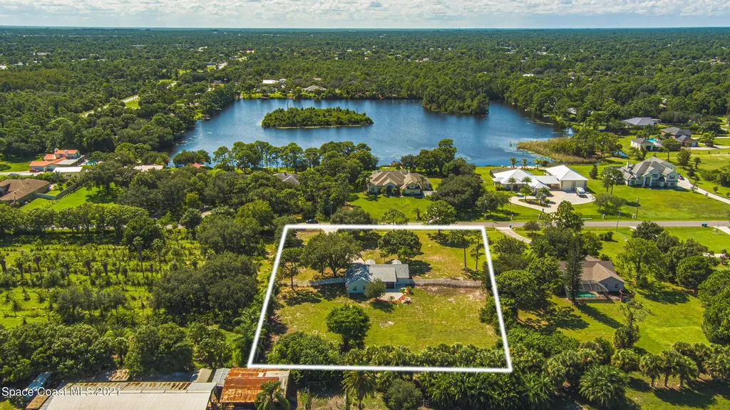 3925 Lakeside Lane Palm Bay FL 32909