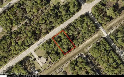 674 Reading Street SE Palm Bay FL 32909