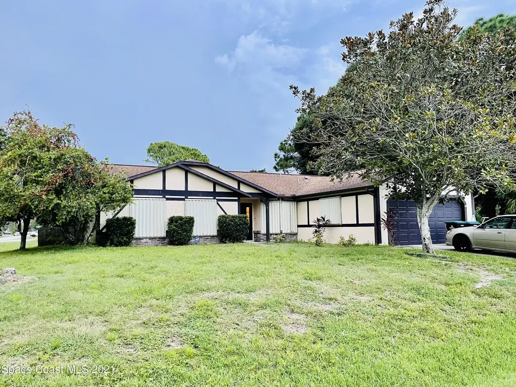 1402 Jasper Avenue NW Palm Bay FL 32907
