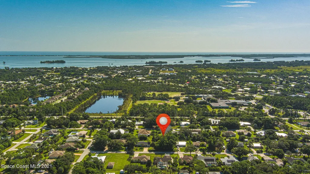 337 Toledo Street Sebastian FL 32958