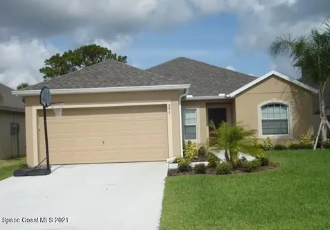 293 Wishing Well Circle SW Palm Bay FL 32908