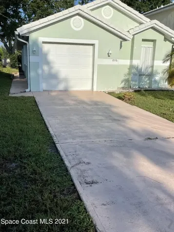 806 Bracken Terrace NE Palm Bay FL 32905